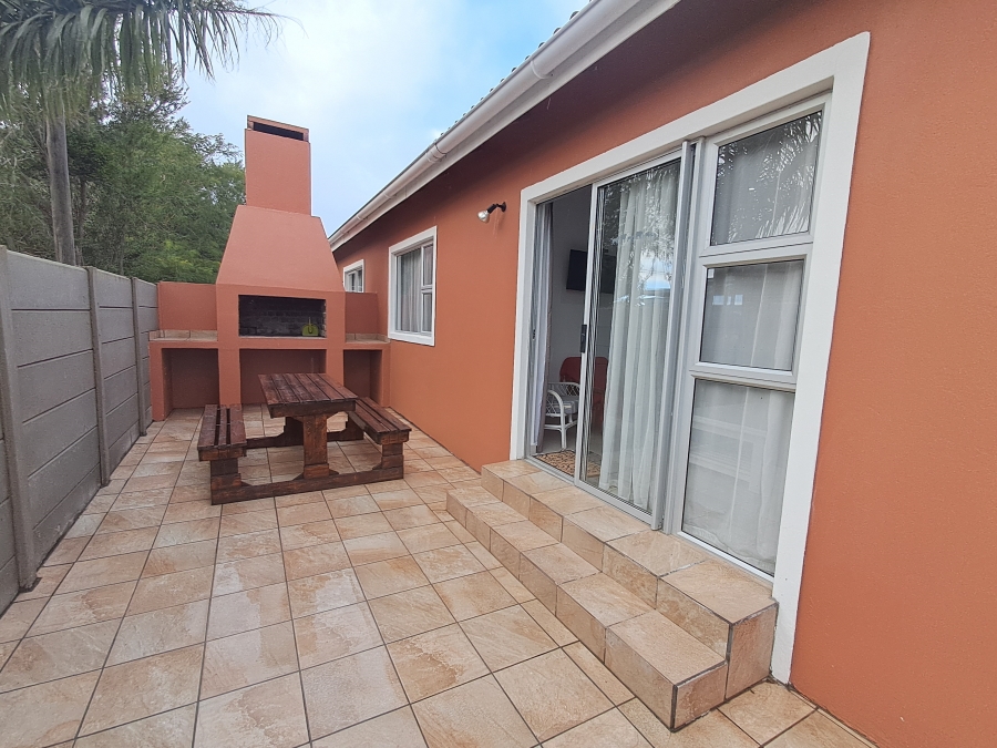 8 Bedroom Property for Sale in Colchester Eastern Cape